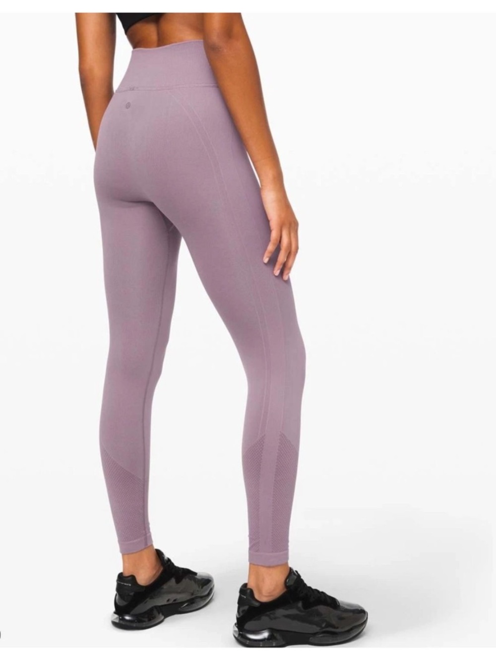 LULULEMON LEGGING SIZE 2